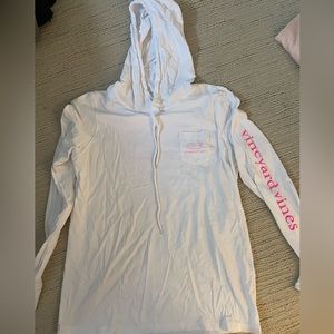 Vineyard vines long sleeve hooded tshirt